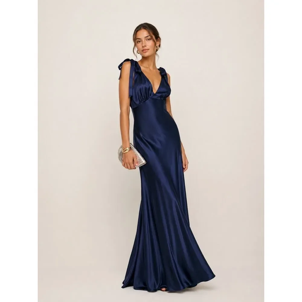 Reformation pernilie silk dress Navy Small